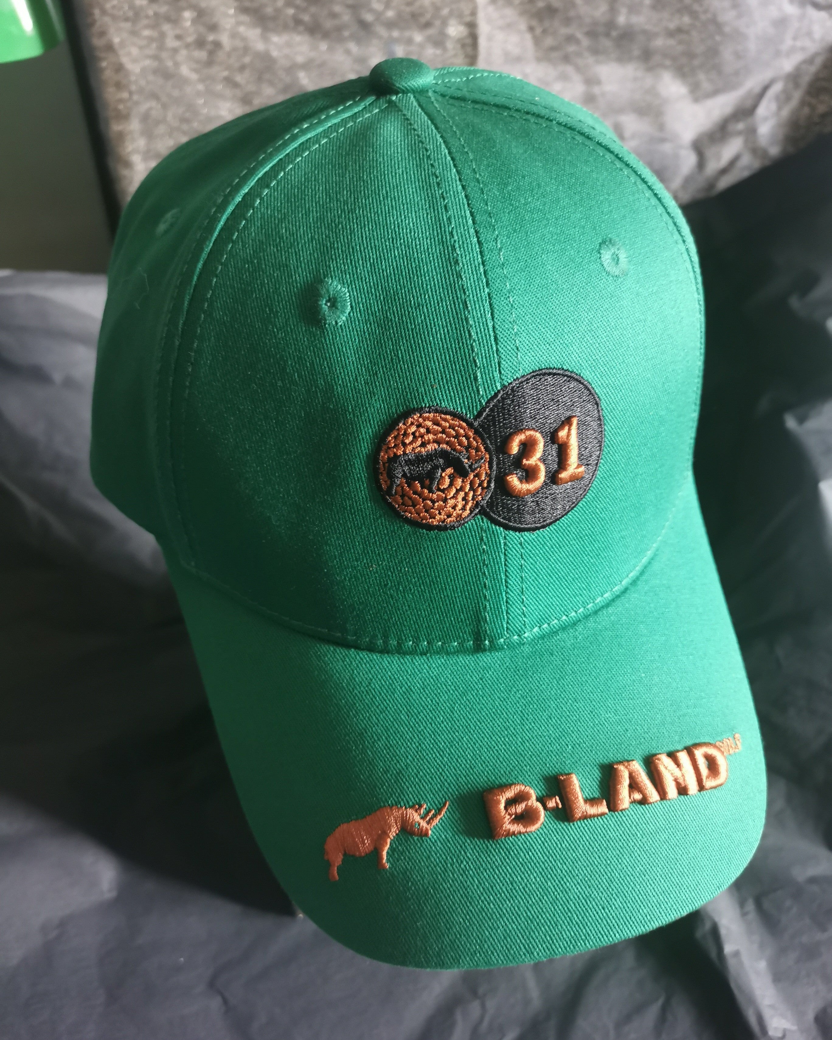 Casquette Vert broderie cuivre